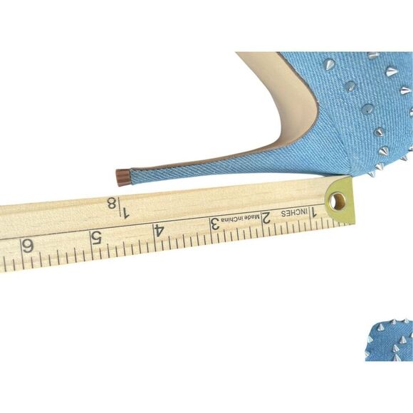 NWOB Steve Madden Daisie Denim Spike Studded Pump Heels 10 M - Picture 2 of 13